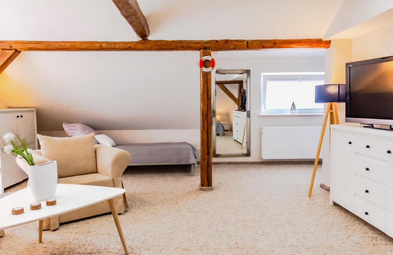 Skarbek Ilawa, Pokoje I Apartamenty 外观 照片